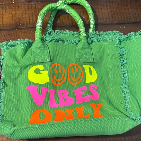 Hip chick couture Green 'Good Vibes Only' Tote Bag - Picture 1 of 4